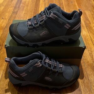 KEEN Steens Vent Womens Magnet/Nostalgia Rose US 6.5 WD